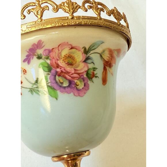 Mod A.C.F Dep Vintage Lided Floral Jar With Angel On Top - Picture 14 of 16